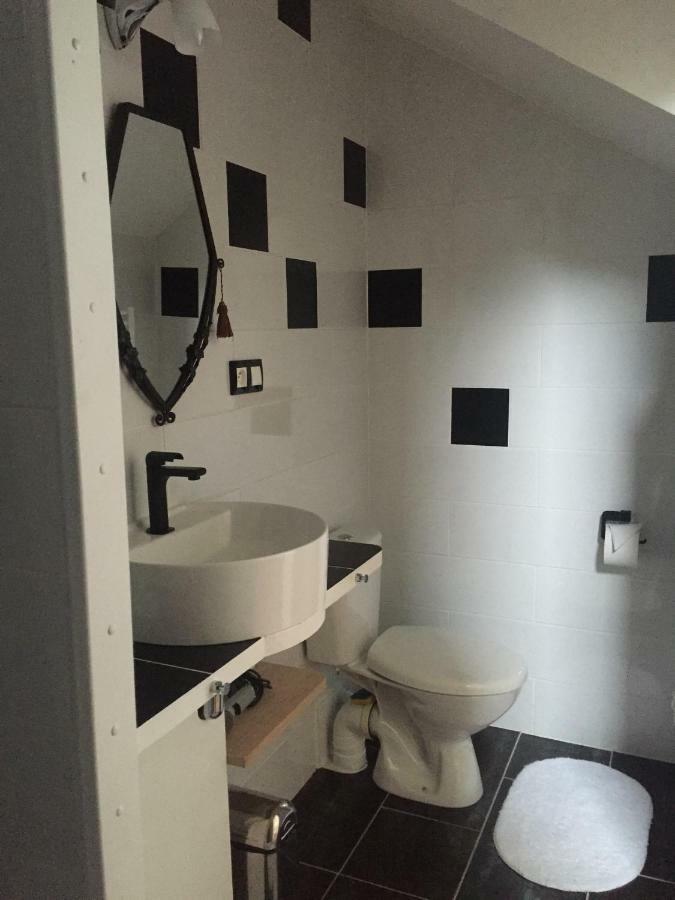 Gite Le Cezan Jegun Exterior foto